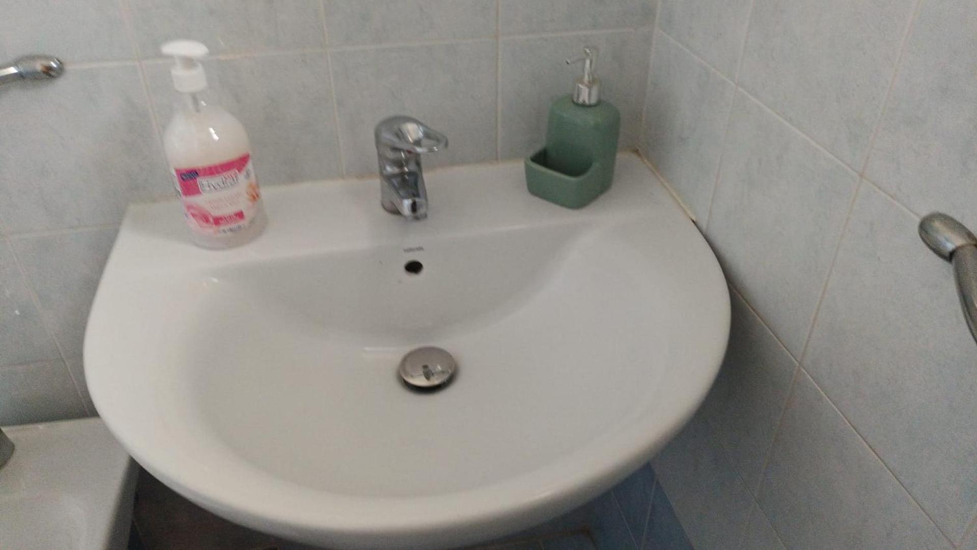 Casa N 2 Con Parcheggio Privato E Colonnina Ricarica Apartment Livorno Ngoại thất bức ảnh