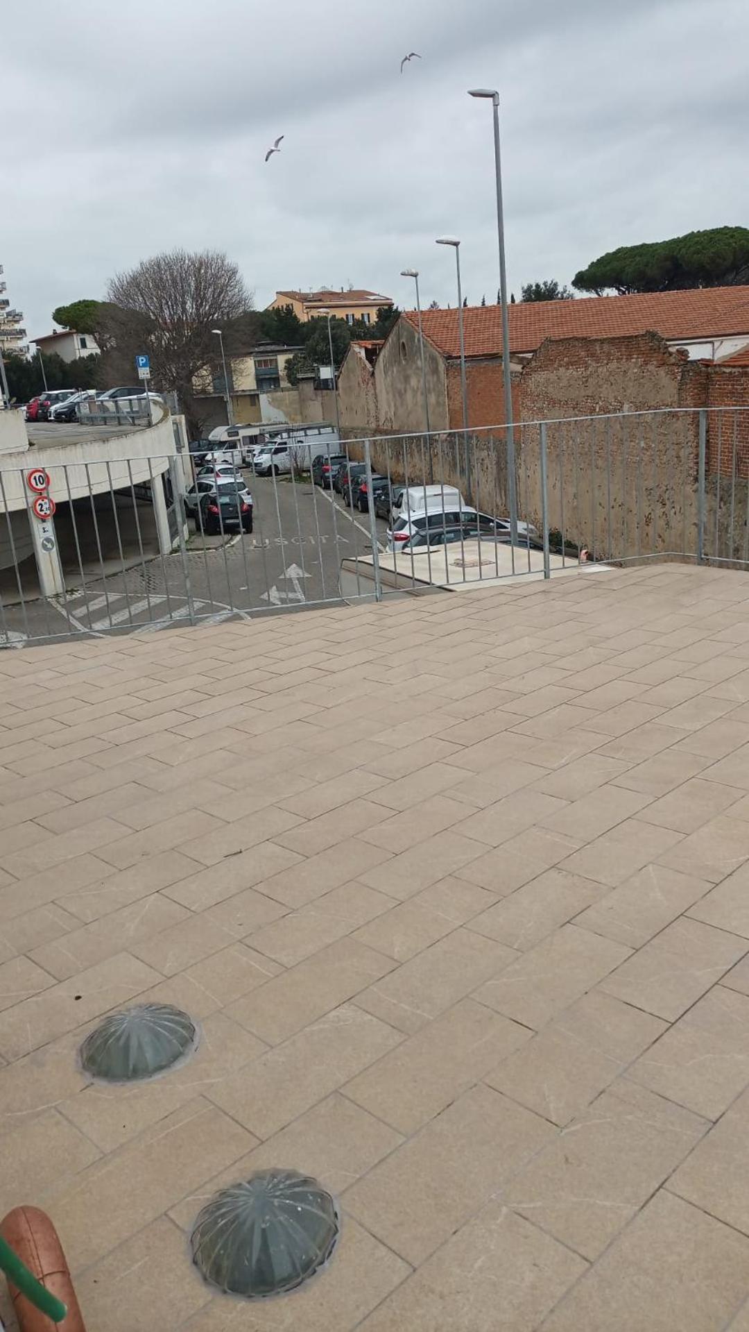 Casa N 2 Con Parcheggio Privato E Colonnina Ricarica Apartment Livorno Ngoại thất bức ảnh